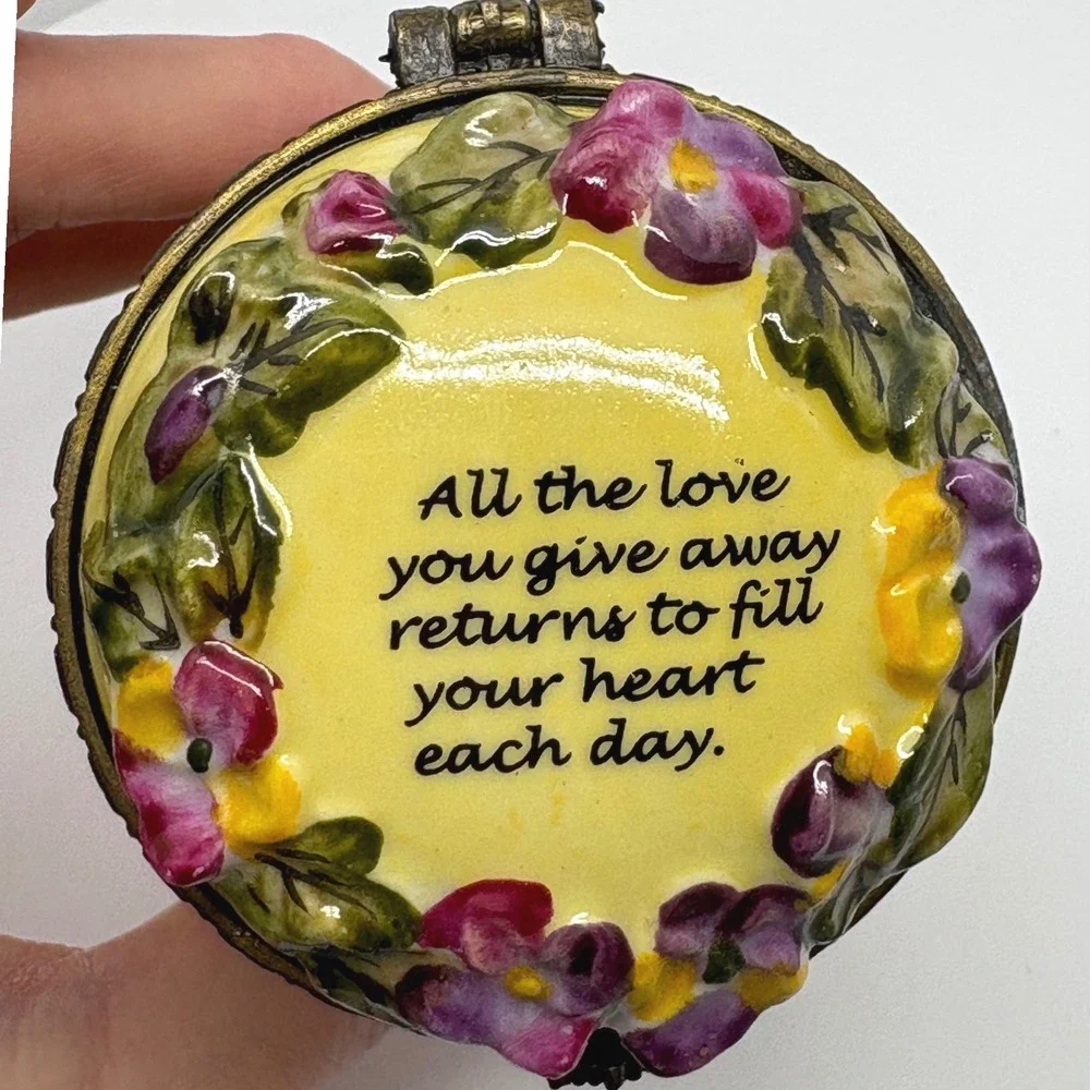 Bombay Co Yellow Floral Porcelain Hinged Lid Trinket Box Candle Quote BFF Love